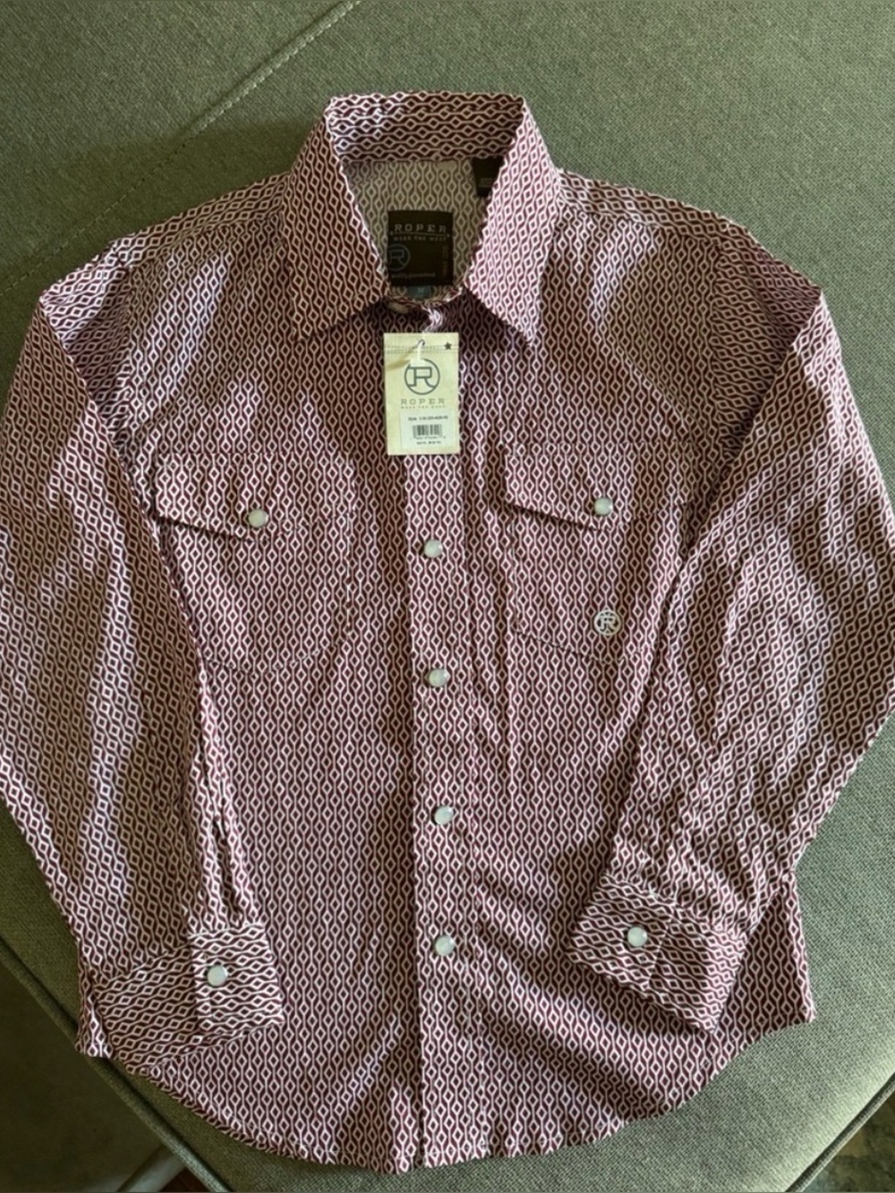 Roper “Wear the West” Boys Western Shirt
Size M (8–10)